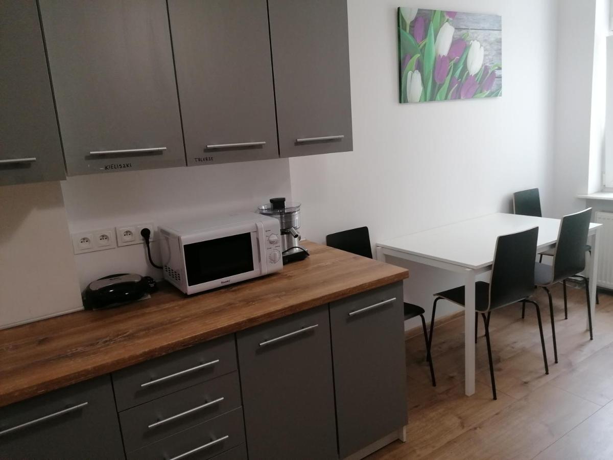 Hostel Tulip - Pokoj 7 Ze Wspolna Lazienka I Kuchnia شتشيتسين المظهر الخارجي الصورة